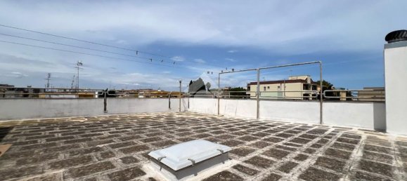 4-salle Appartement à Mesagne, Italy No. 61051 23