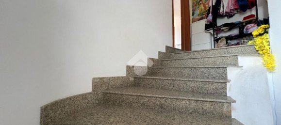 4-salle Appartement à Mesagne, Italy No. 61051 8