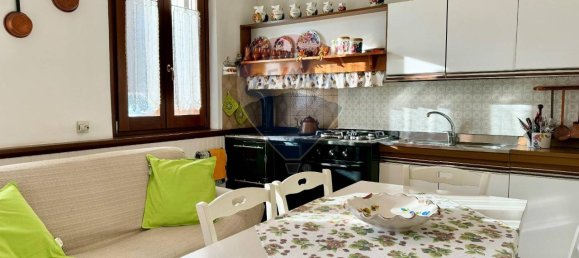 4 rooms House in Udine, Italy No. 2496 22
