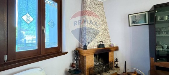 4 rooms House in Udine, Italy No. 2496 24