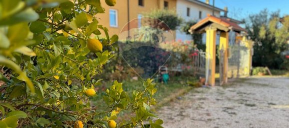 4 rooms House in Udine, Italy No. 2496 16