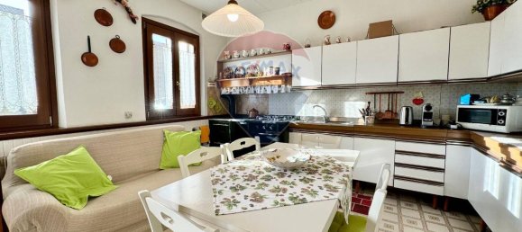 4 rooms House in Udine, Italy No. 2496 21