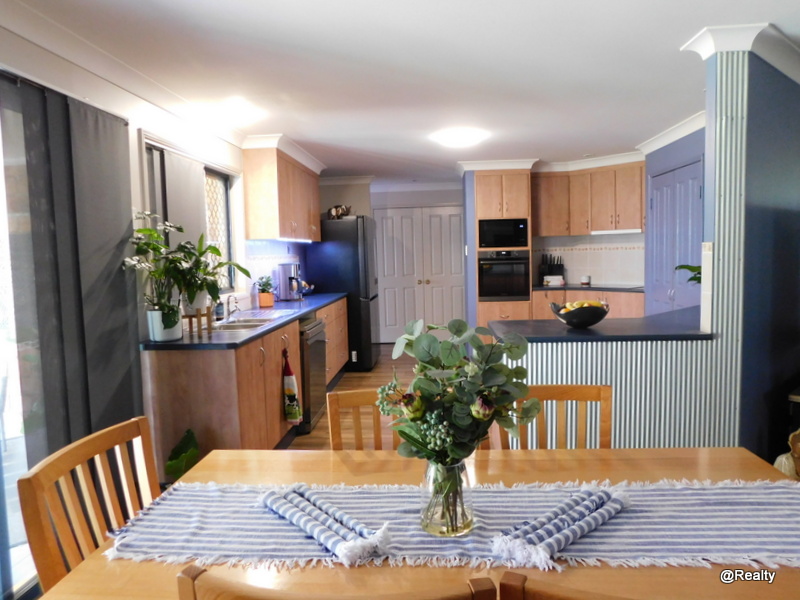 Casa de 4 dormitorios en Nanango, Australia No. 117