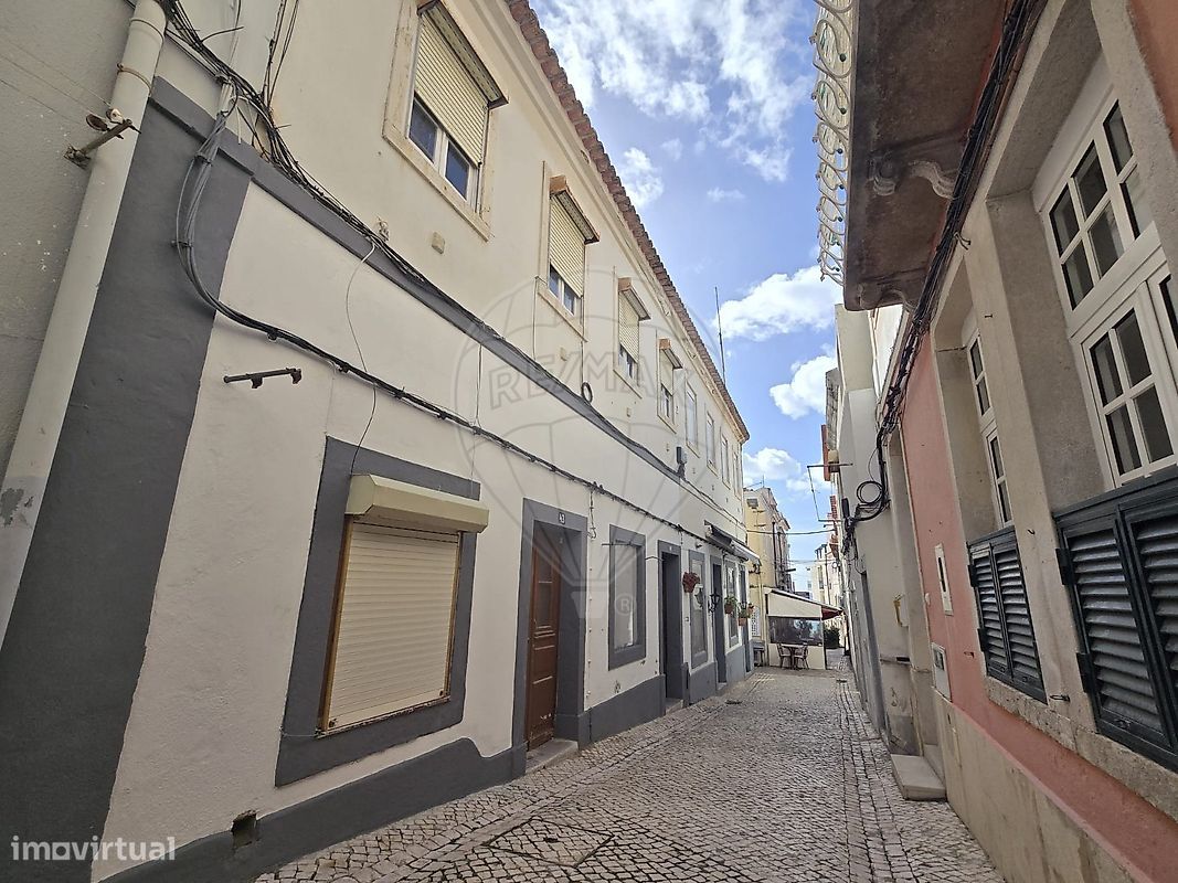 9 غرف نوم بناية في Sesimbra, Portugal رقم 127873