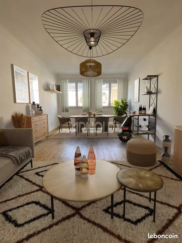 3 bedrooms Apartment in Nantes, France No. 340519