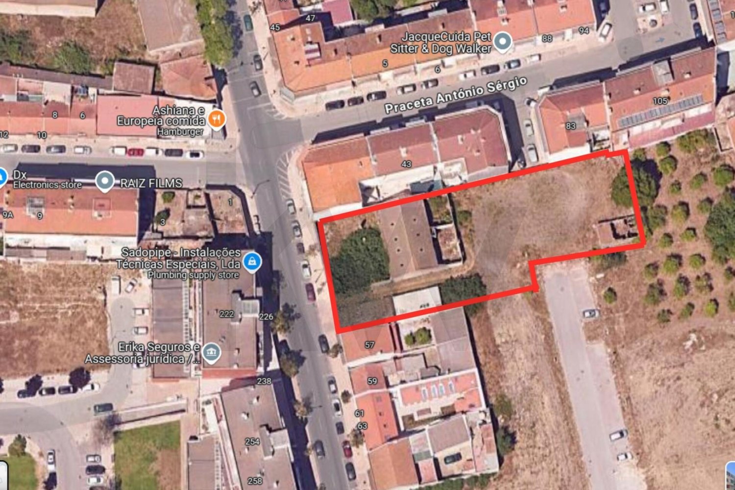1851m² Land in Montijo, Portugal No. 200139