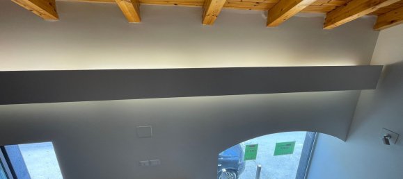  عقار تجاري في Adrano, Italy 80متر مربع رقم 297302 17