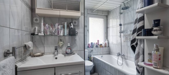 3 bedrooms Apartment in Wetteraukreis, Germany No. 32804 4