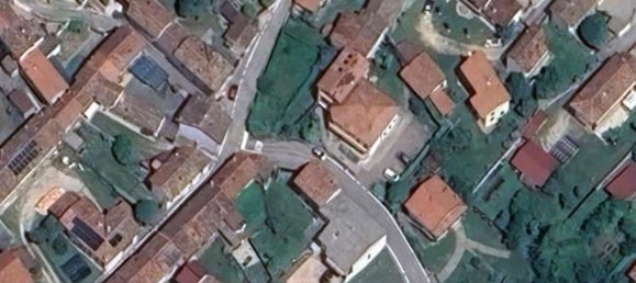 Dúplex de 6 habitaciónes en Pordenone, Italy No. 306915 16