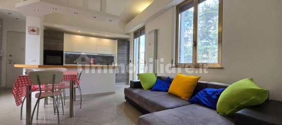 2 Schlafzimmer Wohnung in Milan, Italy, Nr. 332210 24