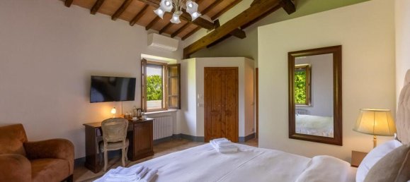 5 bedrooms House in Castiglione d'Orcia, Italy No. 218079 12