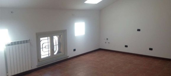 Studio in San Colombano al Lambro, Italy No. 95882 25