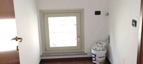 Studio in San Colombano al Lambro, Italy No. 95882 13