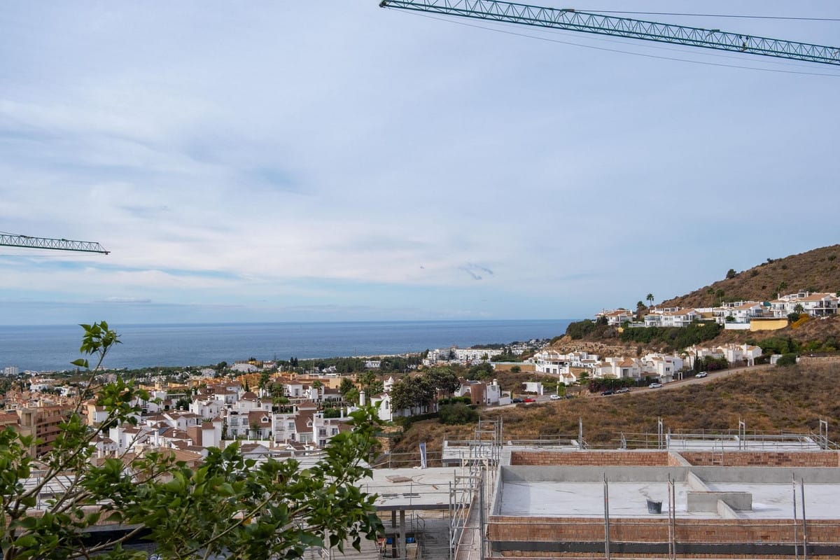 Villa de 5 dormitorios en Mijas, Spain No. 24137