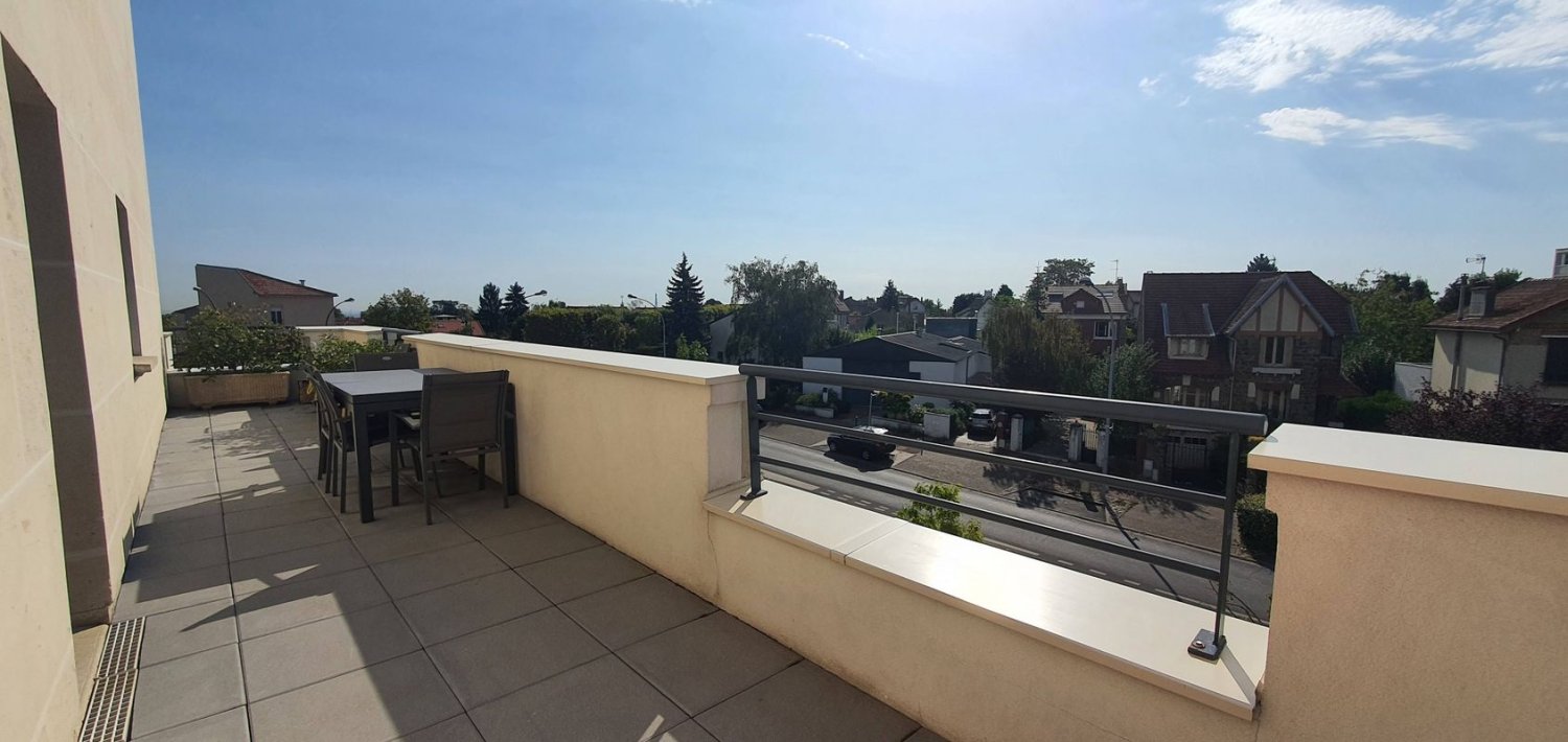 3 غرف نوم شقة في Garches, France رقم 150762