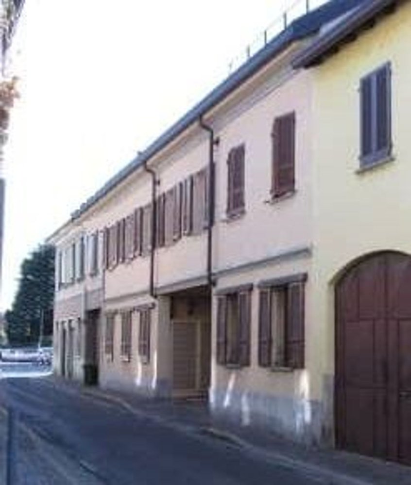 2 rooms Apartment in Cesano Maderno, Italy No. 303444