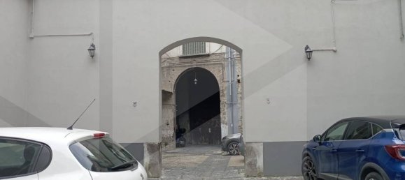 3-Zimmer Gewerbliche Immobilie in Frattamaggiore, Italy, Nr. 25319 4