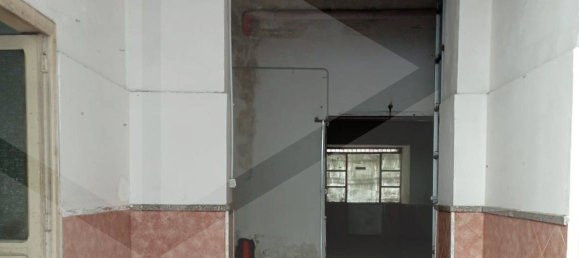 3-Zimmer Gewerbliche Immobilie in Frattamaggiore, Italy, Nr. 25319 11