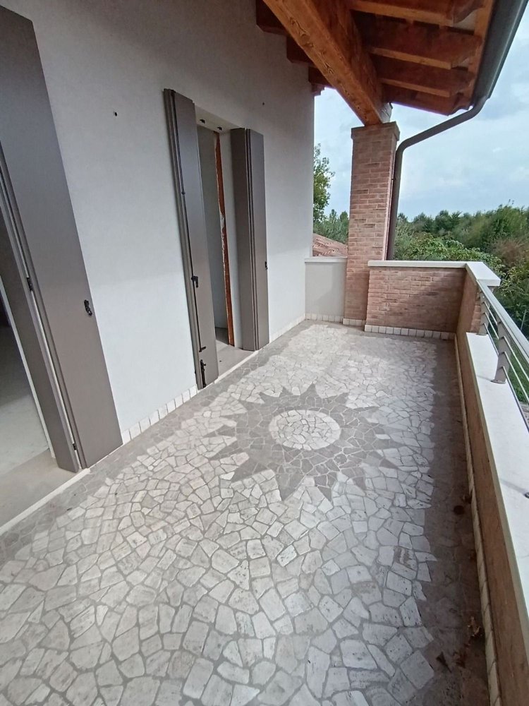 4 bedrooms Villa in Campodarsego, Italy No. 314088