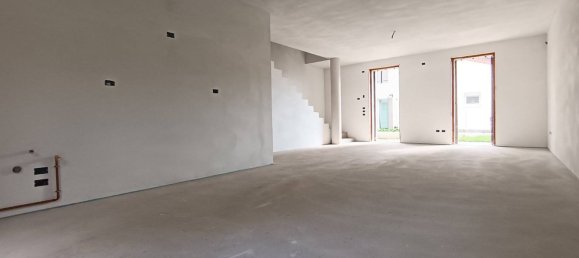 4 bedrooms Villa in Campodarsego, Italy No. 314088 7