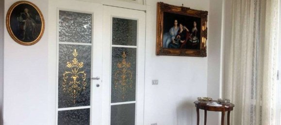 6 rooms Apartment in Pontassieve, Italy No. 158528 4