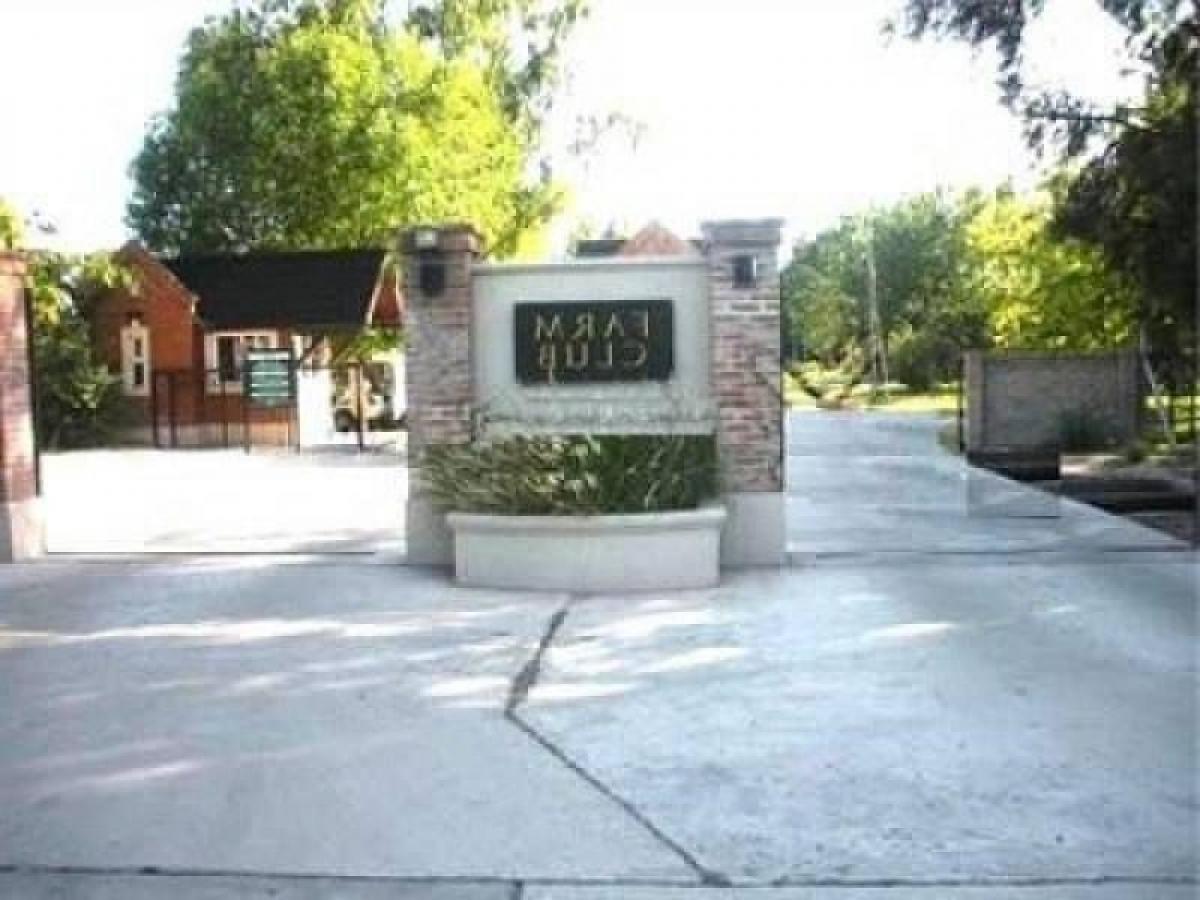 Земельный участок в Пилар, Аргентина № 47132