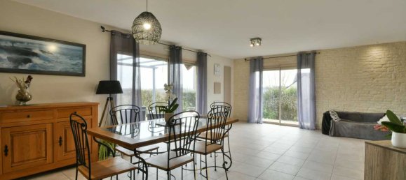 3 Schlafzimmer Haus in Montreuil-Bellay, France, Nr. 197574 4