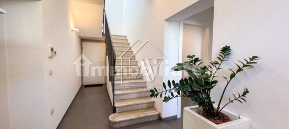 Вилла с 3 спальнями в Форли, Италия № 345003 35