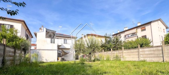 Вилла с 3 спальнями в Форли, Италия № 345003 49