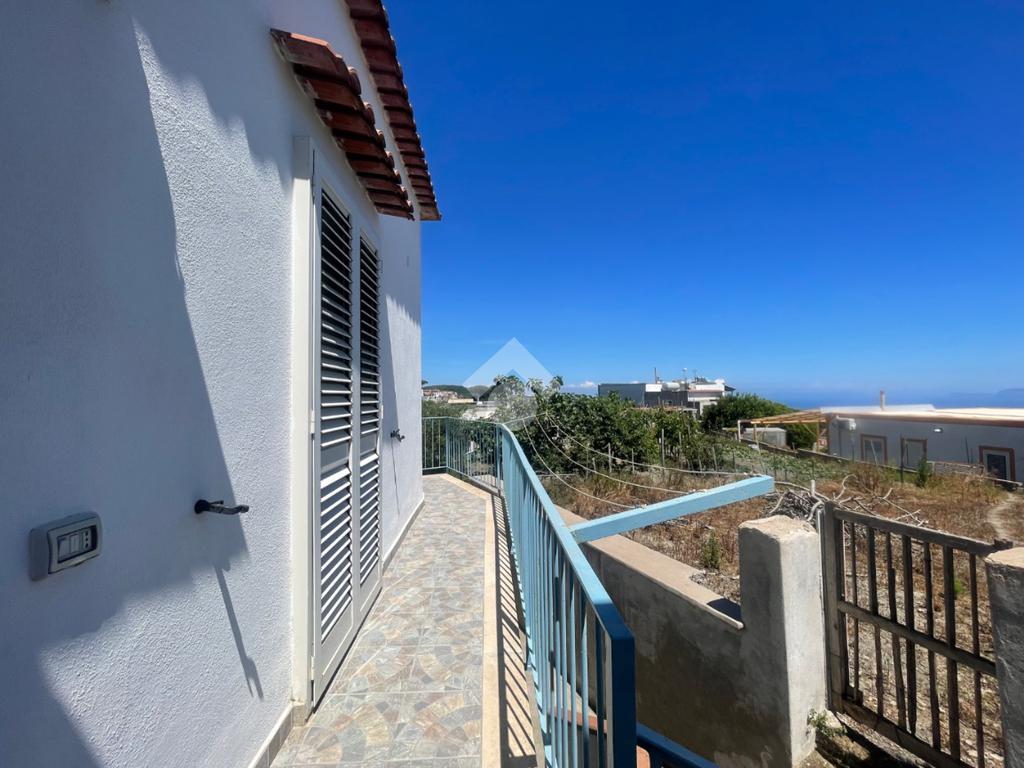 5 bedrooms Villa in Serrara Fontana, Italy No. 83704