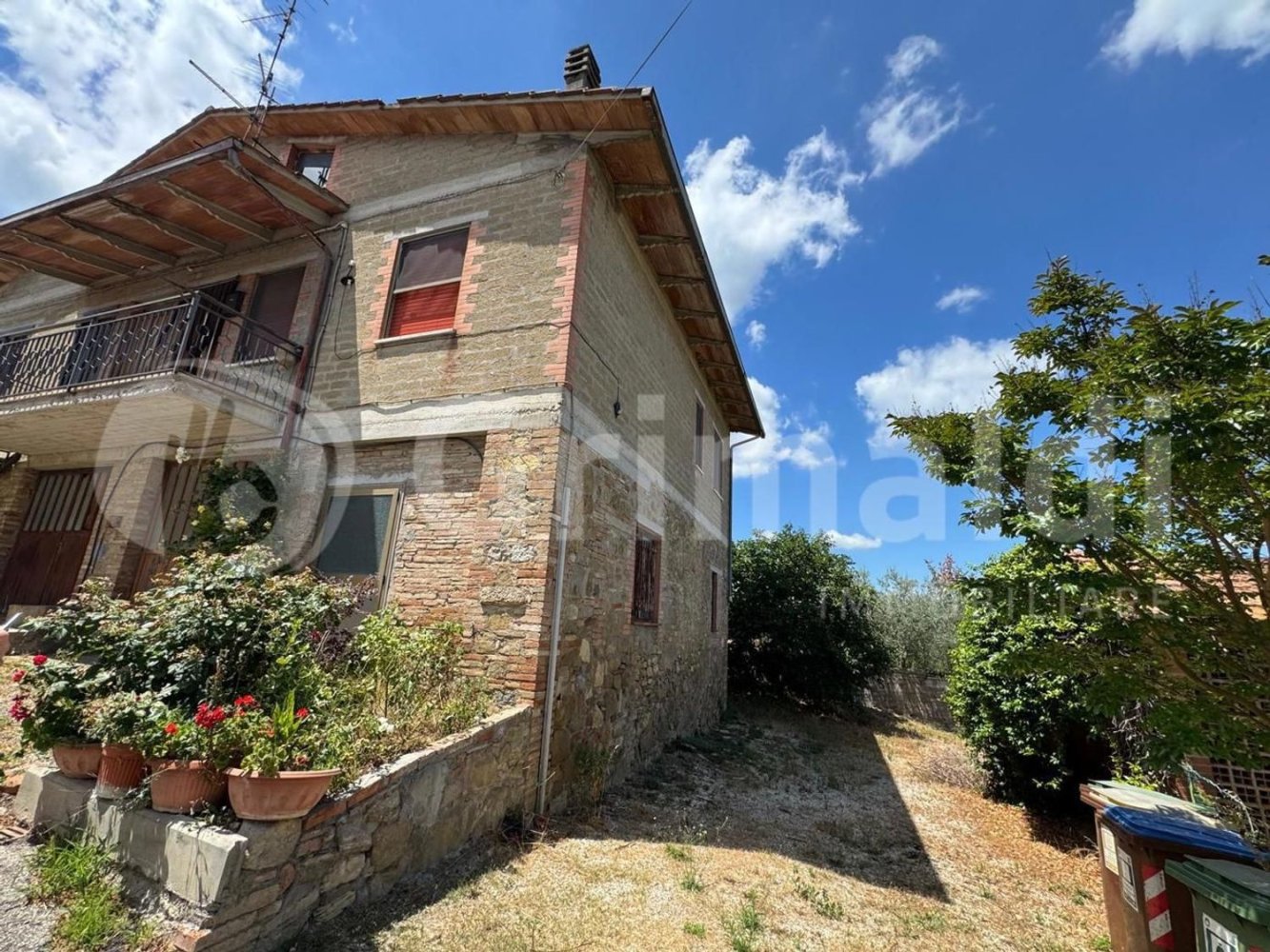 Apartamento de 3 habitaciónes en Marsciano, Italy No. 278434