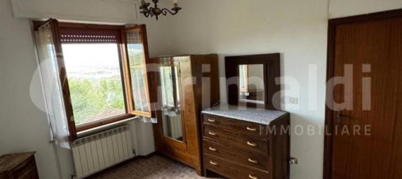 Apartamento de 3 habitaciónes en Marsciano, Italy No. 278434 10