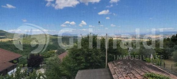 Apartamento de 3 habitaciónes en Marsciano, Italy No. 278434 5