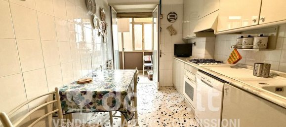 2 rooms Apartment in Rome, Italy No. 189441 5