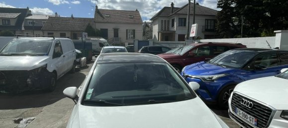 252m² Commercial property in Vitry-sur-Seine, France No. 166615 9