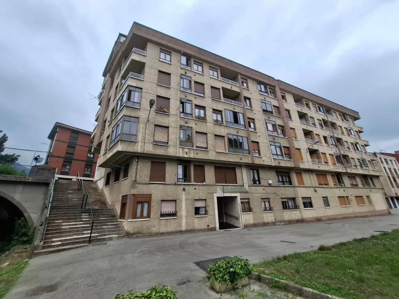 3 bedrooms Apartment in Lena, Spain No. 167274