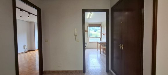 3 bedrooms Apartment in Lena, Spain No. 167274 6