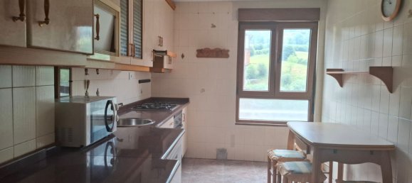 3 bedrooms Apartment in Lena, Spain No. 167274 7