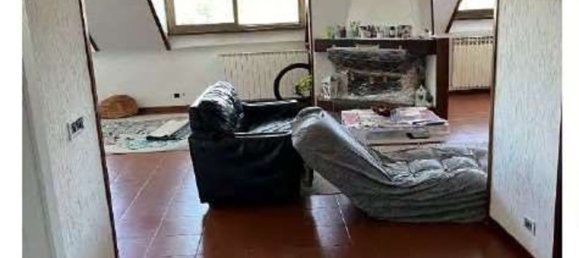 Apartamento de 32 divisões em Merate, Italy N.º 5220 11