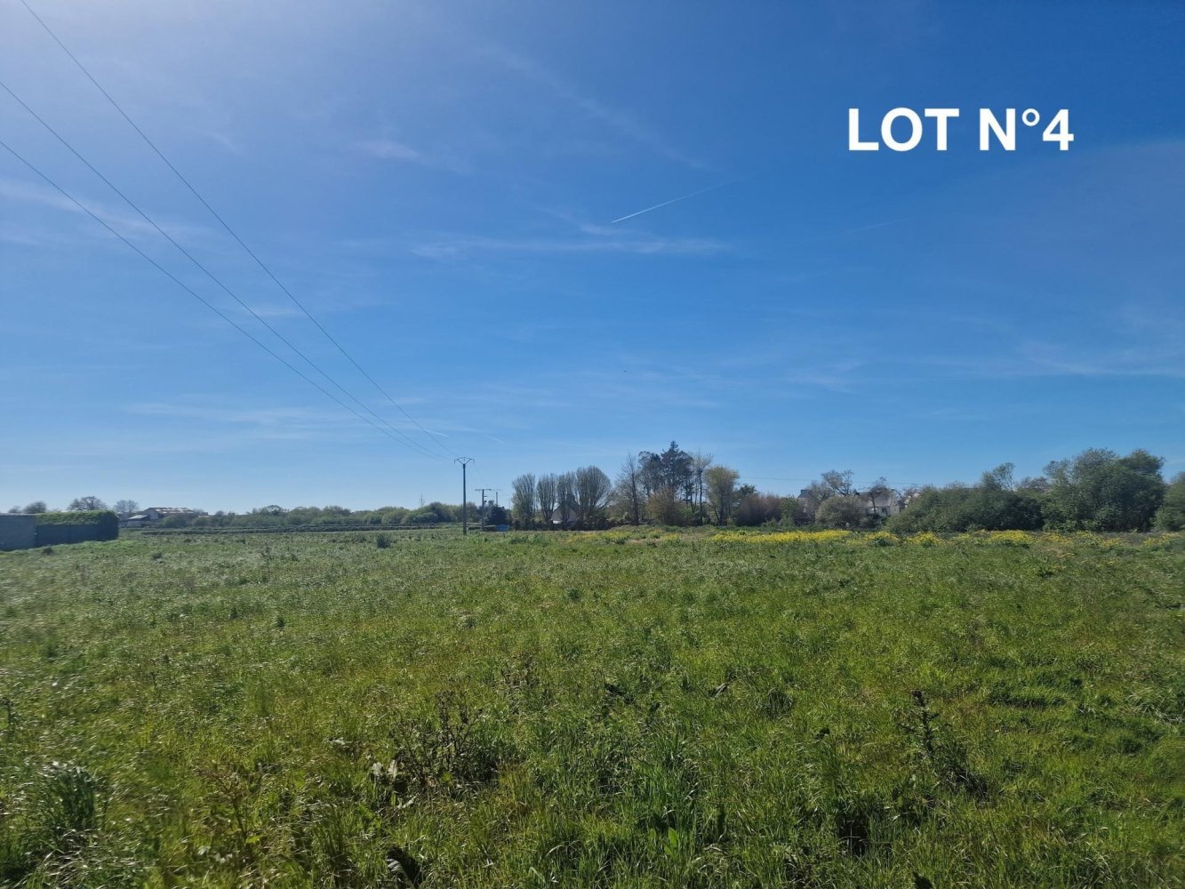 562m² Land in Cleder, France No. 106647
