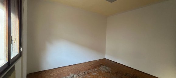 2 rooms Apartment in Guastalla, Italy No. 86626 6