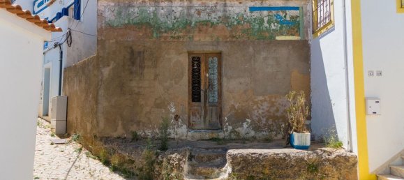 3 bedrooms House in Ferragudo, Portugal No. 34318 4