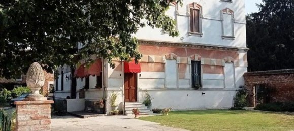 4-salle Villa à Malagnino, Italy No. 142614 12