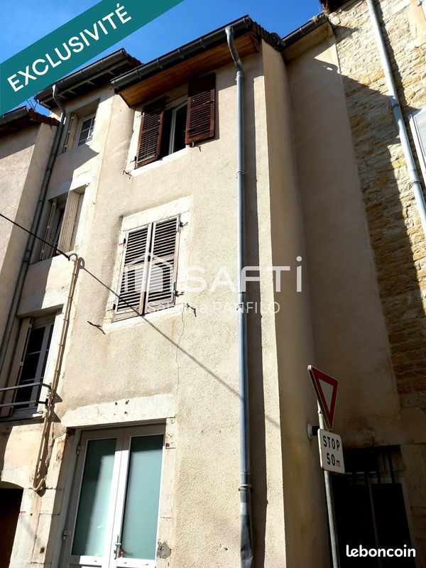 Studio in Lons-le-Saunier, France No. 265277