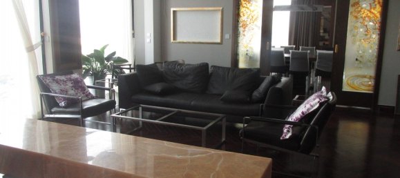 4 غرف نوم منزل ذو طابقين في Hai Ba Trung, Vietnam رقم 7793 2