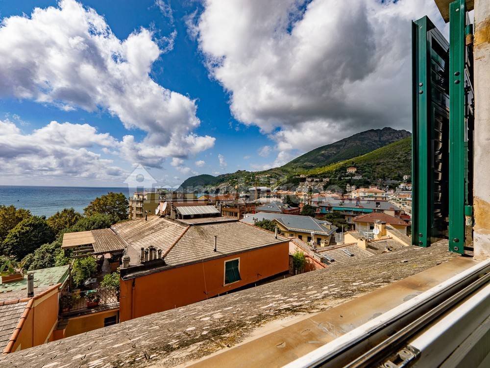 3 bedrooms Apartment in Levanto, Italy No. 356233