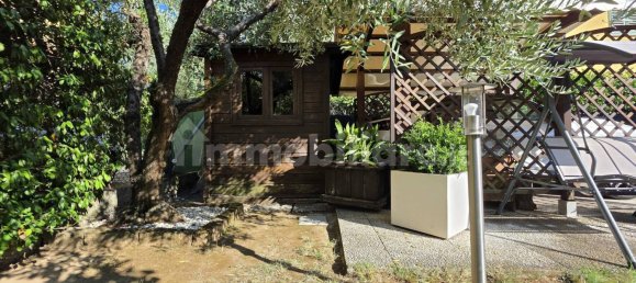 2 غرف نوم فيلا في Pescia, Italy رقم 349018 10