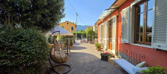 2 غرف نوم فيلا في Pescia, Italy رقم 349018 8