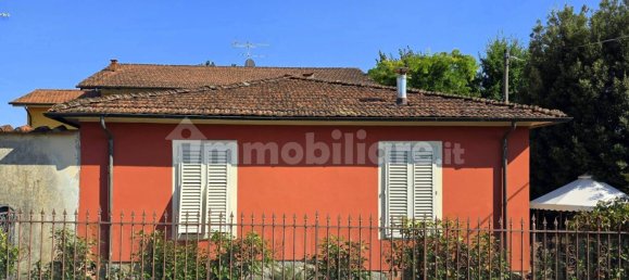 2 غرف نوم فيلا في Pescia, Italy رقم 349018 4