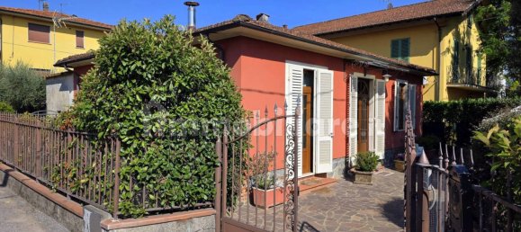 2 غرف نوم فيلا في Pescia, Italy رقم 349018 12